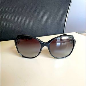 DOLCE&GABBANA WOMENS SUNGLASSES: Black Nylon, Butterfly Style with Gradience